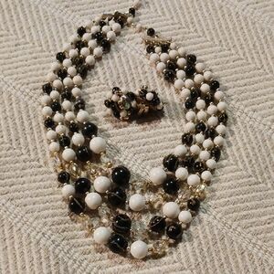 Elegant Black and White Beaded Necklace Set